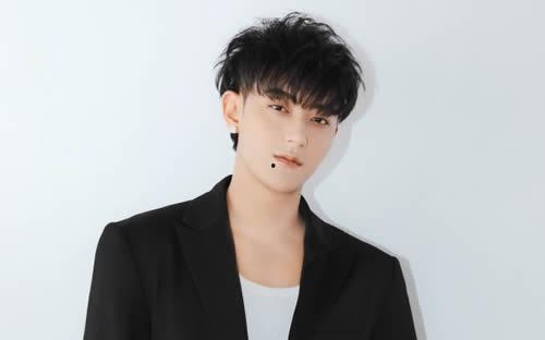 娱乐圈吃瓜代号.2024大瓜事件,揭秘“吃瓜代号”大瓜事件背后的真相